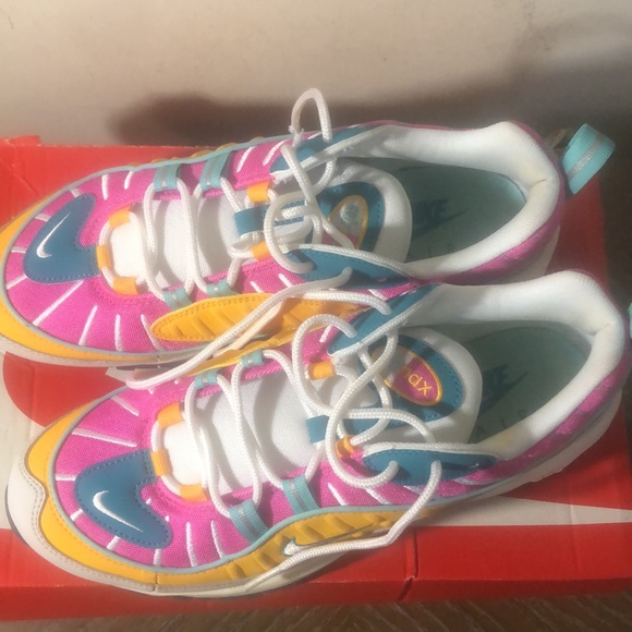 W Air Max 98 10 - Picture 2 of 6